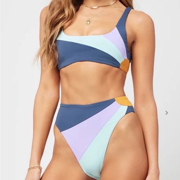 L SPACE swimsuit set - Picture 1 of 3